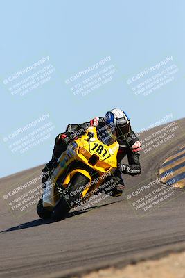 media/Feb-12-2022-SoCal Trackdays (Sat) [[3b21b94a56]]/Turn 12 (140pm)/